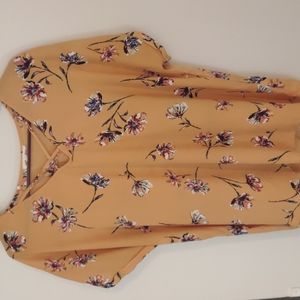 Short sleeve blouse